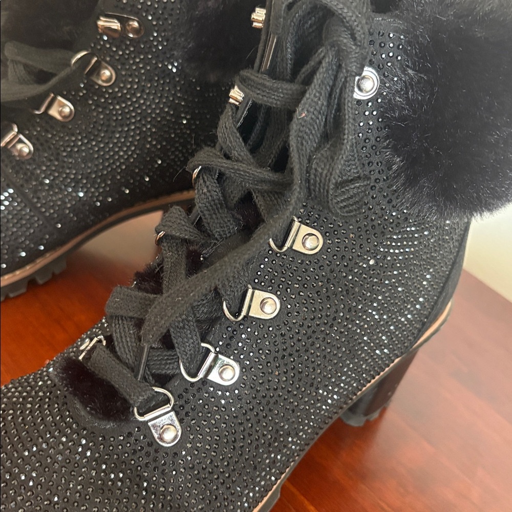 Lauren Lorraine, Brianna Black Boots